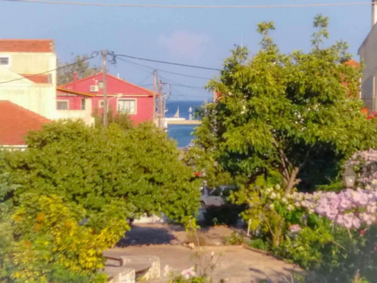 House With Garden Near The Sea Agia Efimia Exterior foto